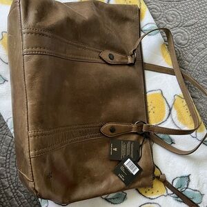 Frye shoulder bag.